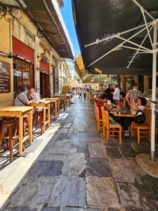 Plaka Nefeli Elegant Urban Retreat In Athens Historic Heart Appartement Buitenkant foto