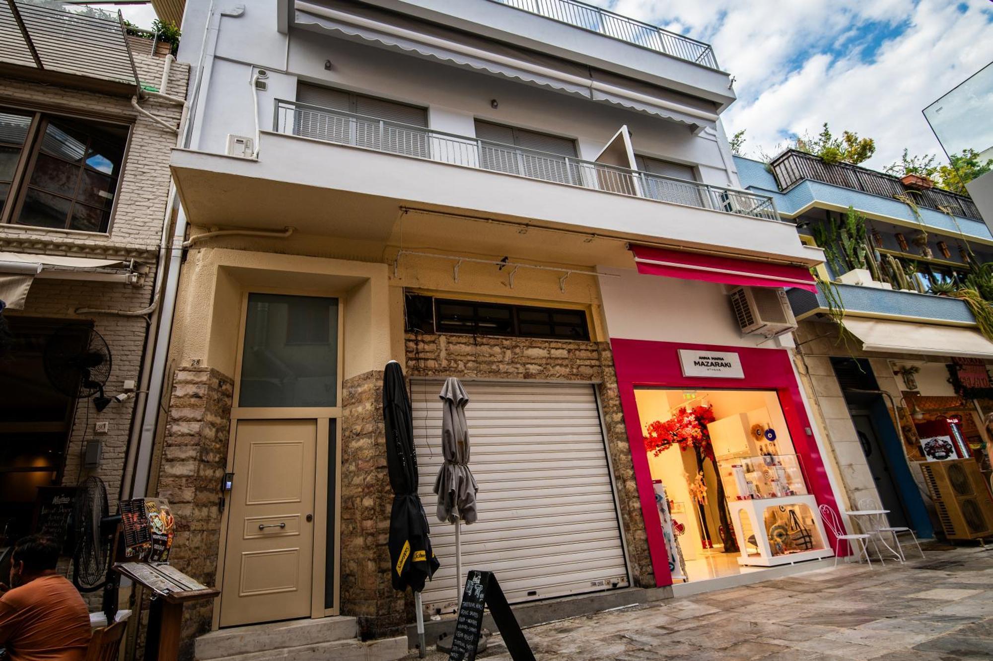 Plaka Nefeli Elegant Urban Retreat In Athens Historic Heart Appartement Buitenkant foto